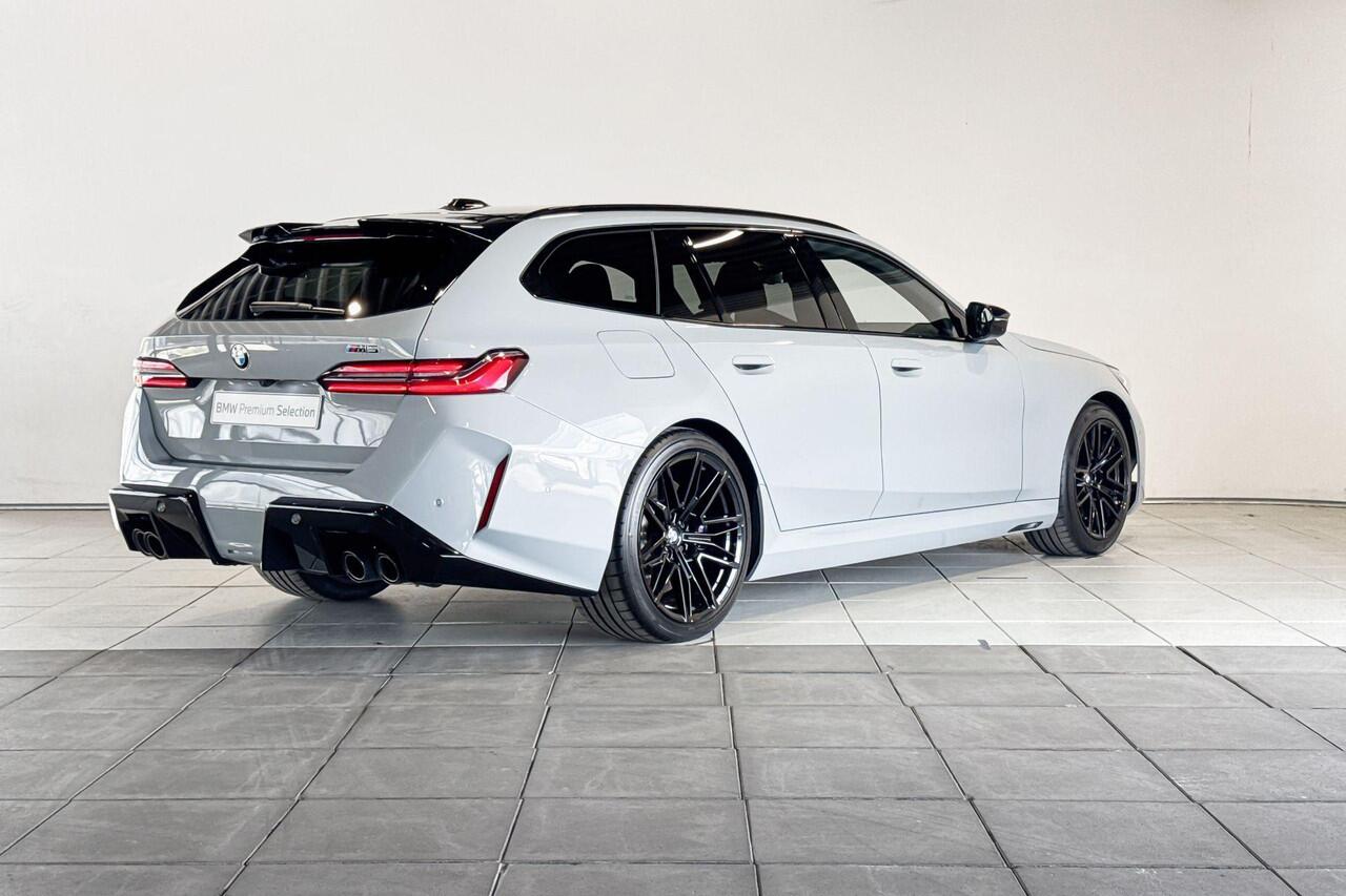 BMW M5 Touring M Drive Professional Aut. | Selections