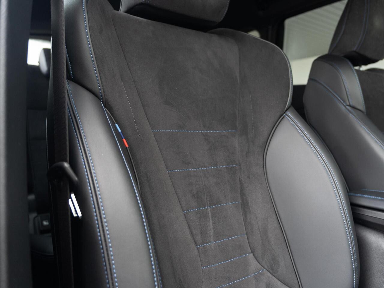 BMW X1 sDrive20i | M Sportpakket | Achteruitrijcamera | Parking Assistant | 18'' | Trekhaak