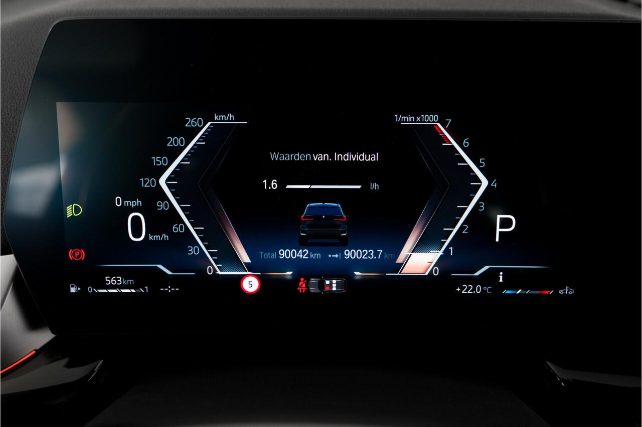 BMW X1 sDrive18i Nw model Leder Camera Sfeerverlichting