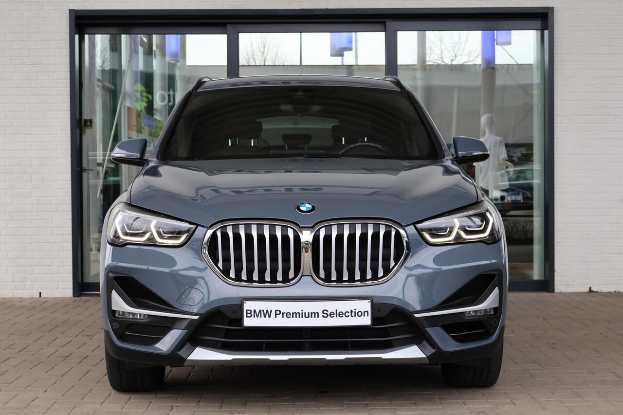 BMW X1 sDrive20i | High Executive | Parking Pack | xLine