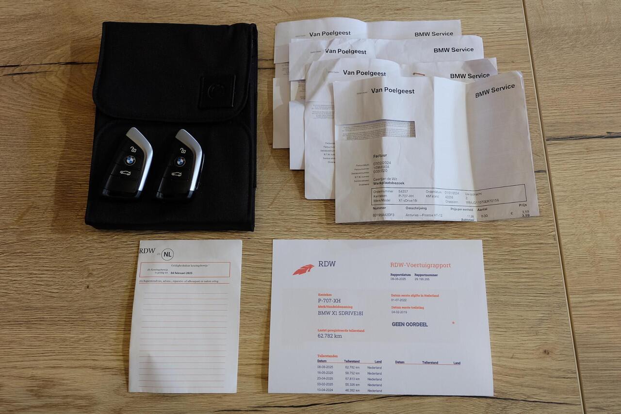 BMW X1 sDrive18i High Executive / xLine / Pano / Leder / Camera