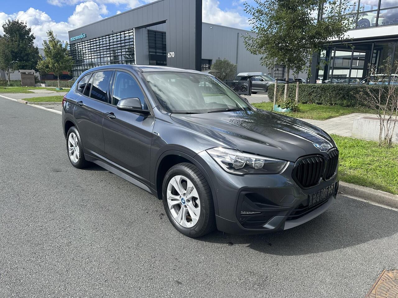 BMW X1 xDrive25e Executive Camera, Navi, PDC, Lane assist