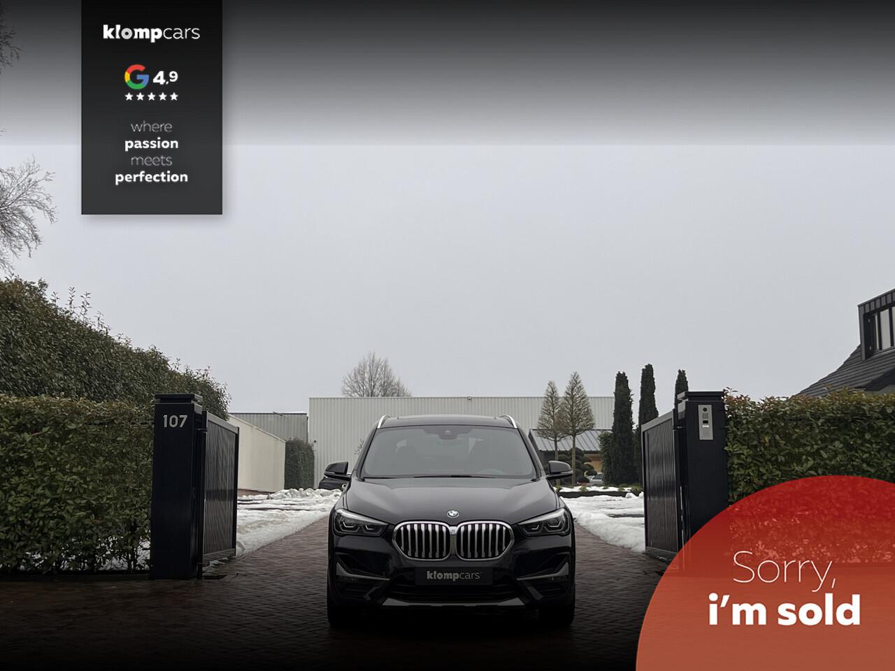 BMW X1 xDrive25e X-Line | Nav-Prof | HUD | Schuifdak | Leer | 19 inch | Trekhaak!