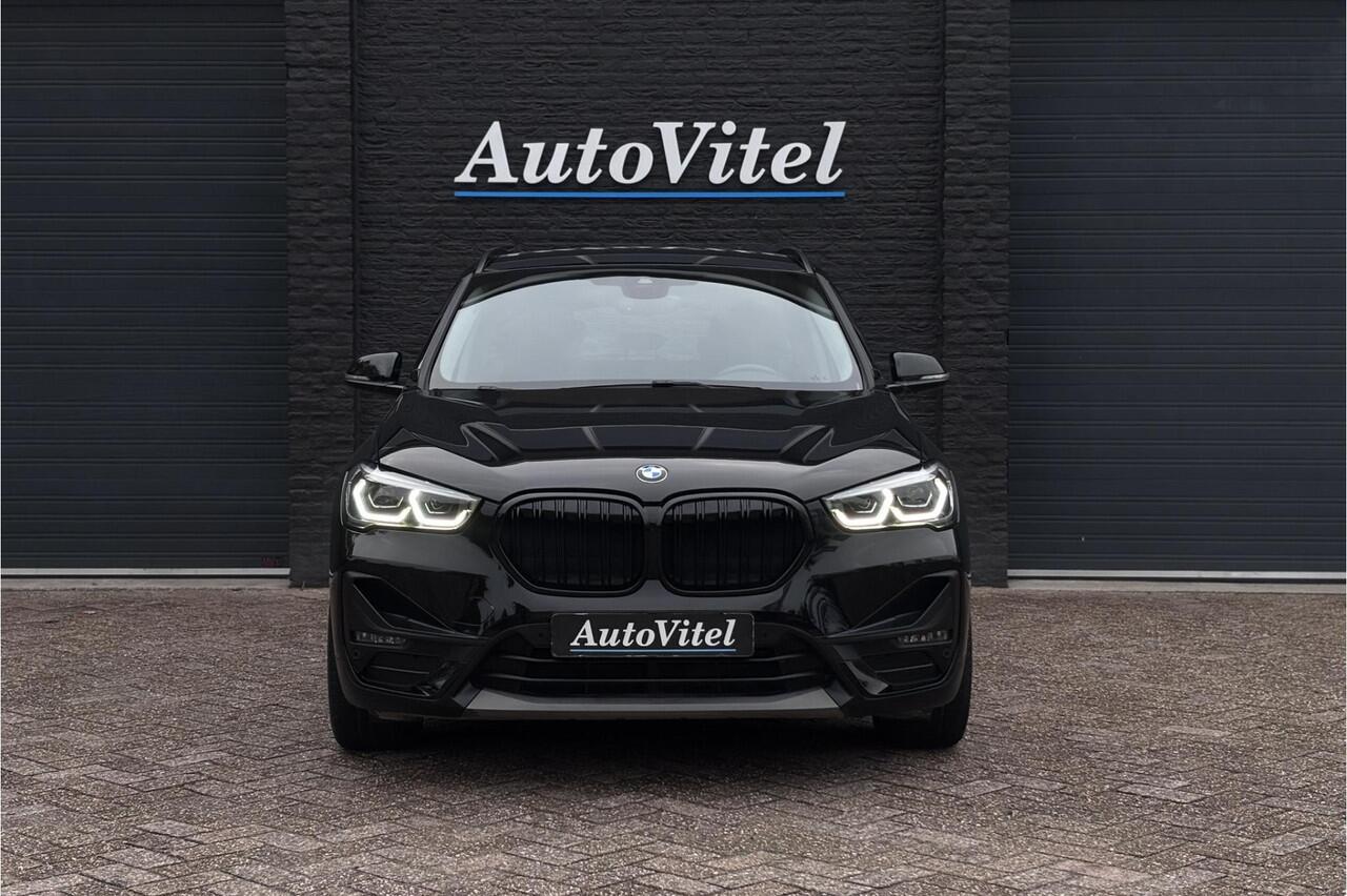 BMW X1 xDrive25e | Elektrische Klep | PDC V + A | LED | Apple Carplay | DAB | 15x op voorraad !