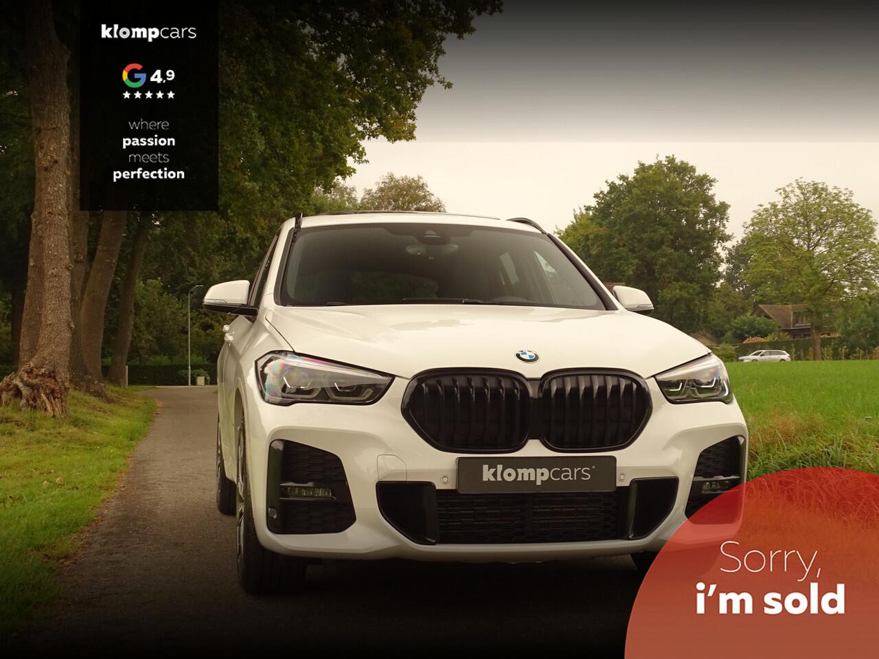 BMW X1 xDrive25i M-Sport | HUD | Carplay | Pano | Ad.Cruise | 19"| All black | Full Options!