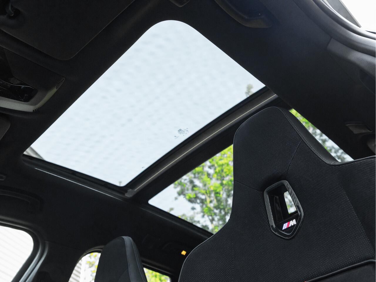 BMW X1 xDrive30e M-Sport Pro - M-Zetels - Full-Option - NP76.000