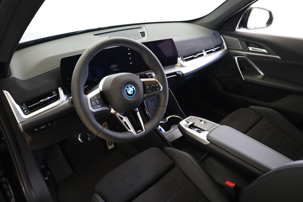 BMW X1 xDrive25e M Sport Pro | Panoramadak | Elektr. Trekhaak