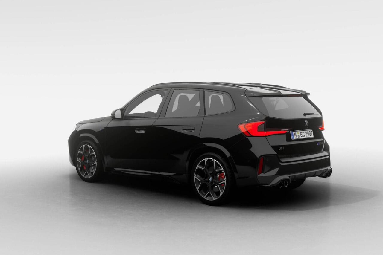 BMW X1 M35i xDrive | M Sport Pro | Innovation Pack | Travel Pack | Elektrisch verstelbare stoelen