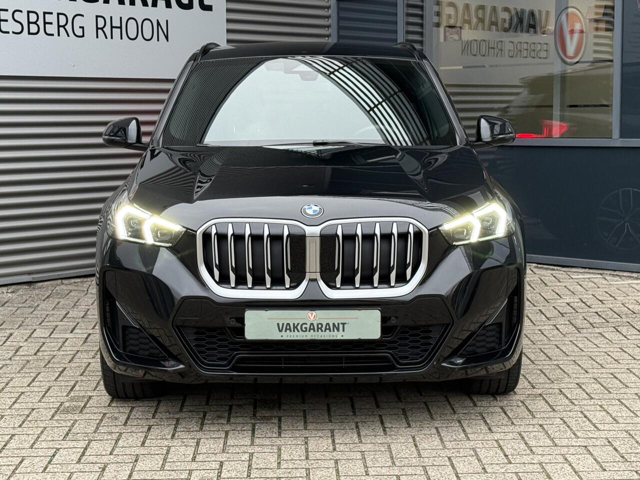 BMW X1 sDrive20i M-SPORT NAVI/CAM,MEM.STOEL,DODEHOEK