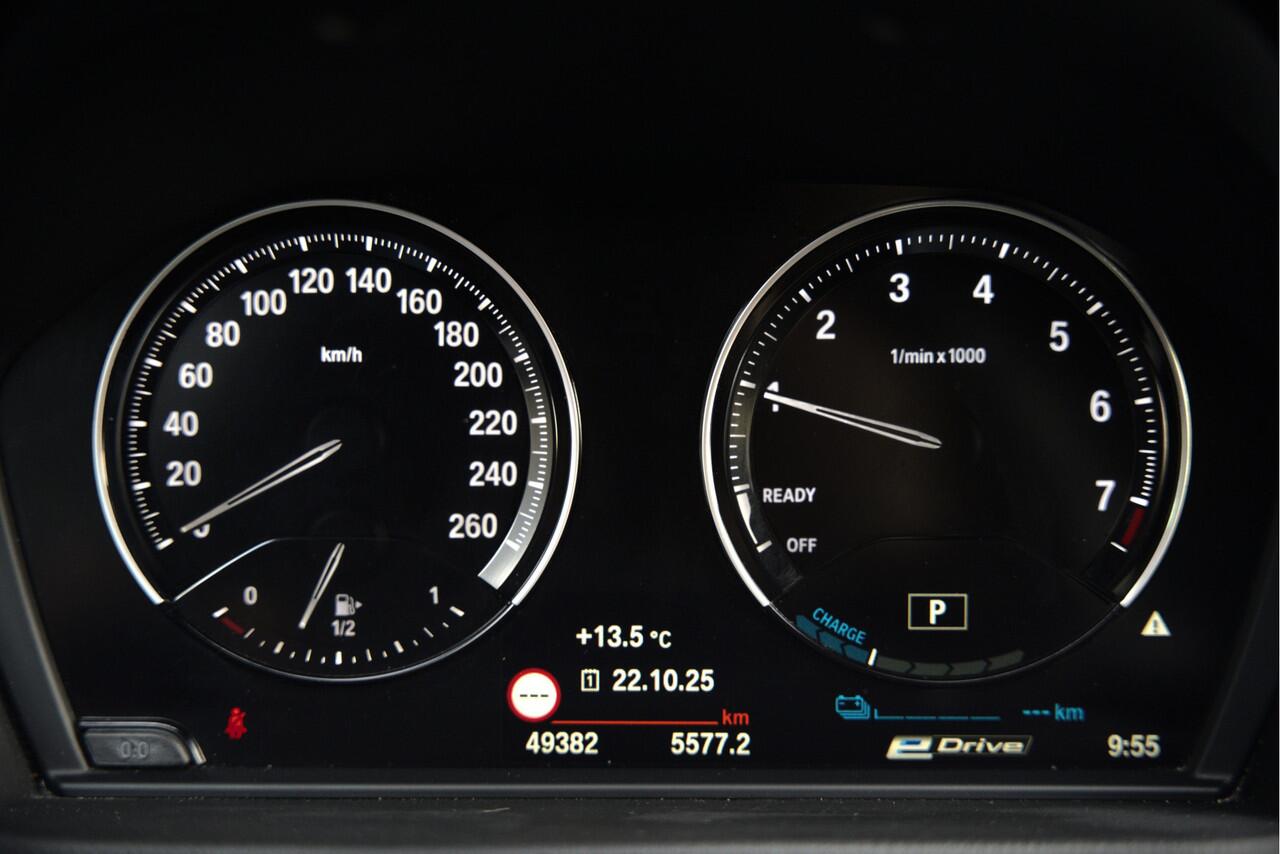 BMW X1 xDrive25e Executive M Sport | Stoelverwarming | Trekhaak | Parkeersensoren | Navigatie | Keyless | Cruise Control | LED | Climate Control | DAB | BTW |