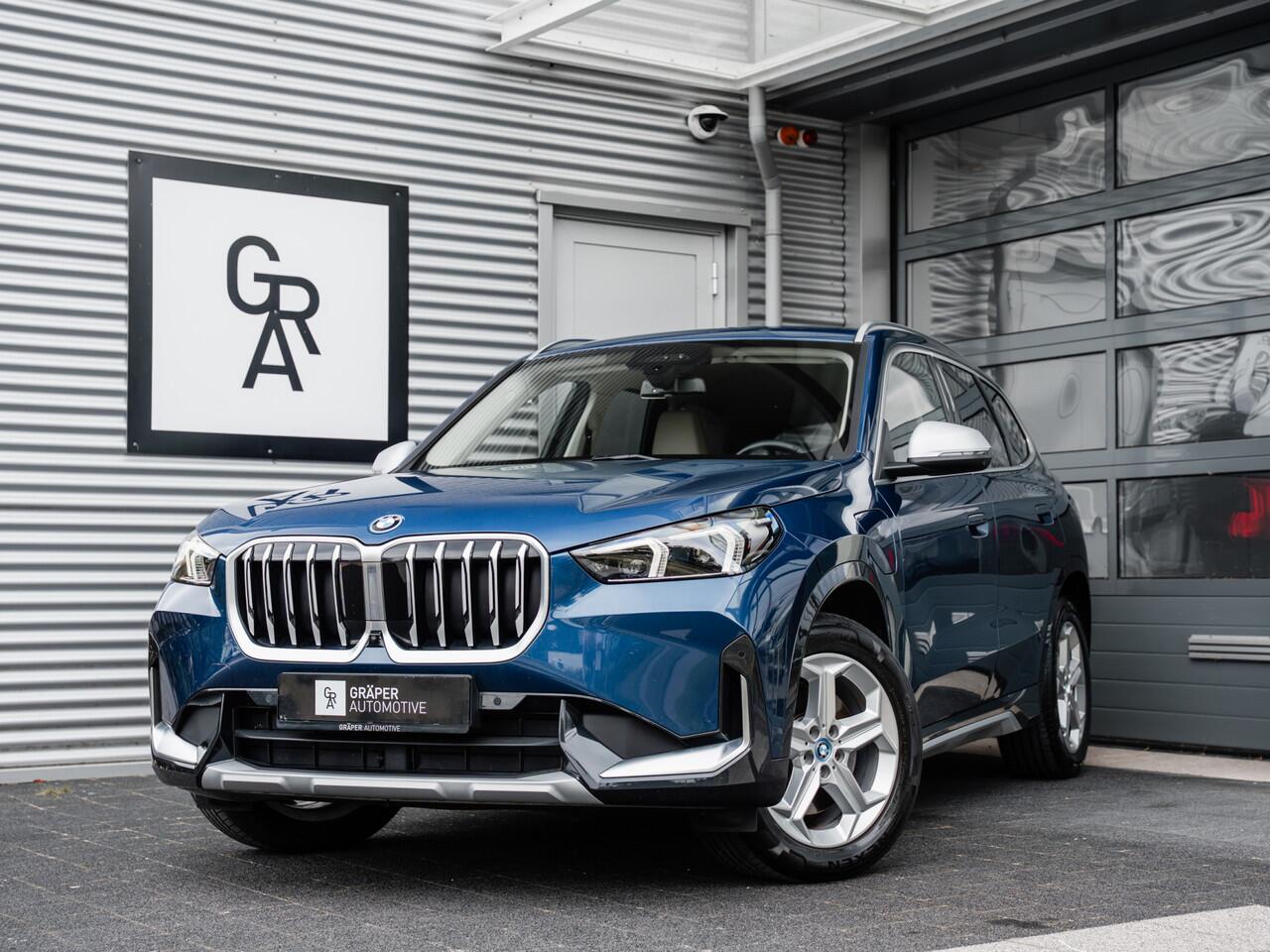 BMW X1 xDrive30e | Innovation pack | Driving Assistant Profesional | Trekhaak