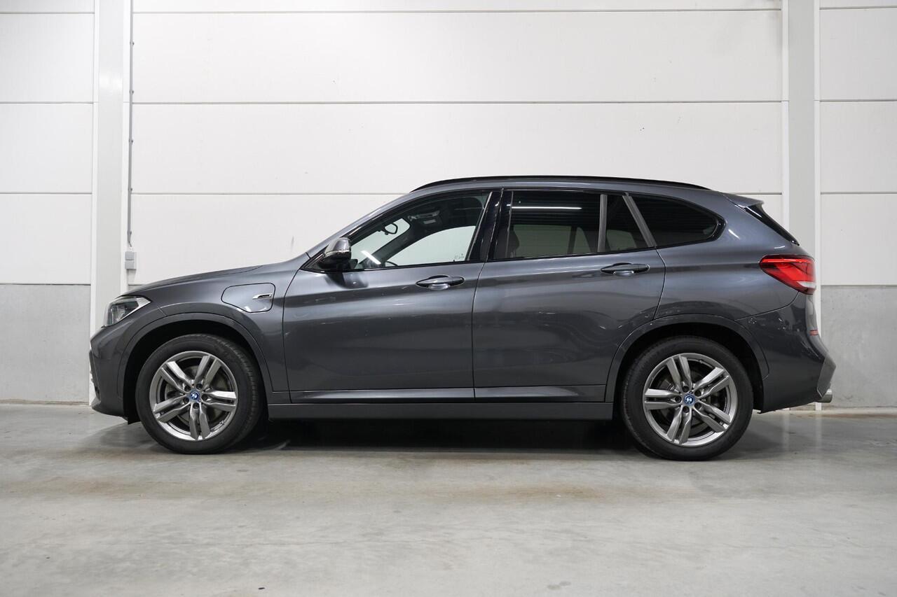 BMW X1 xDrive25e M-Sport | Panoramadak | Head Up | Hifi