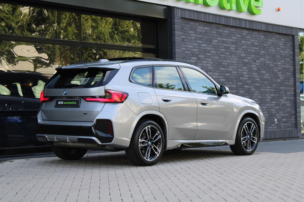 BMW X1 xDrive30e | PANO | M-SPORT | 360 | HUD | KEYLESS | STUURW.VERWARMD | LED |