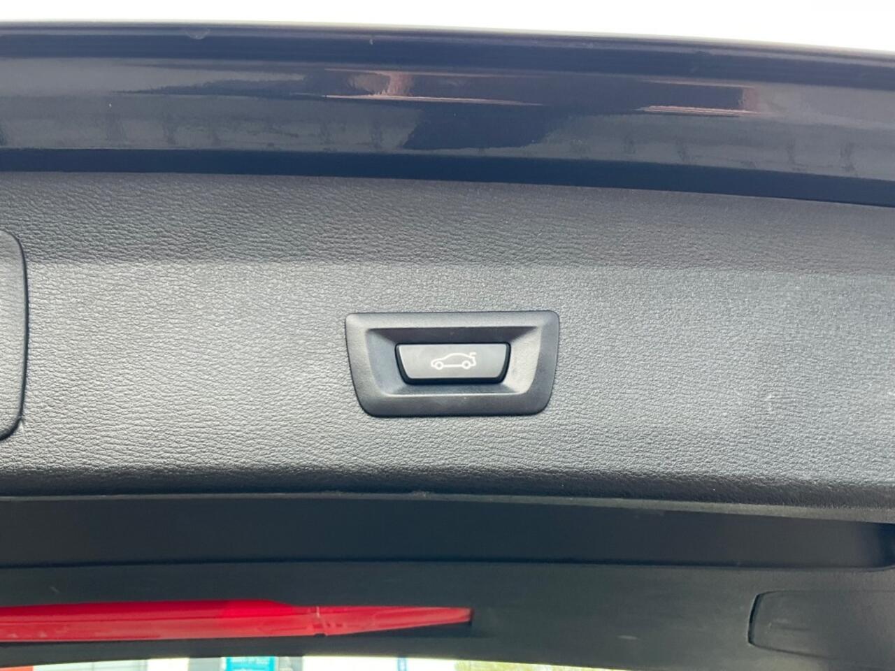 BMW X1 S-DRIVE 1.8 AUT. LEER NAVIGATIE PDC LMV 140PK