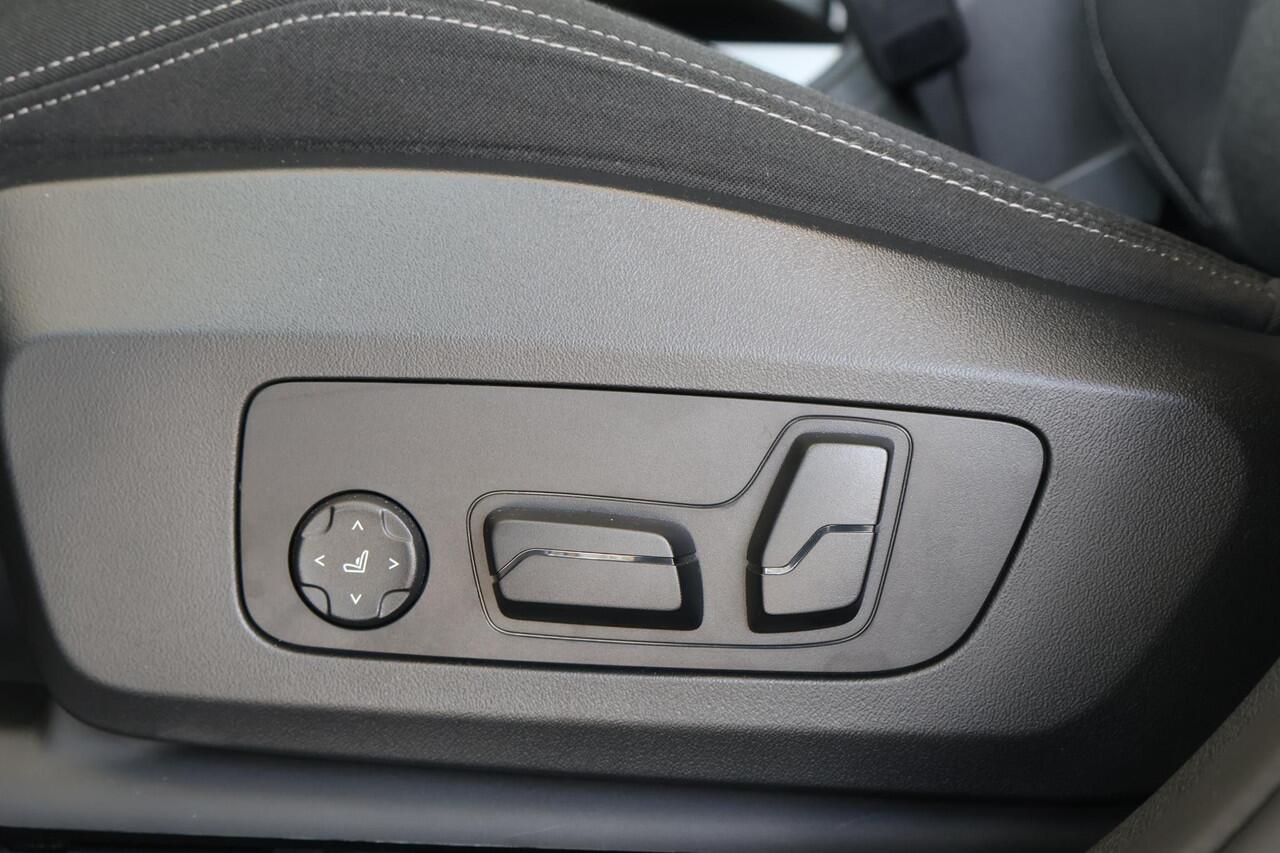 BMW X1 xDrive30e | Innovation Pack | Comfort Pack | Harman Kardon