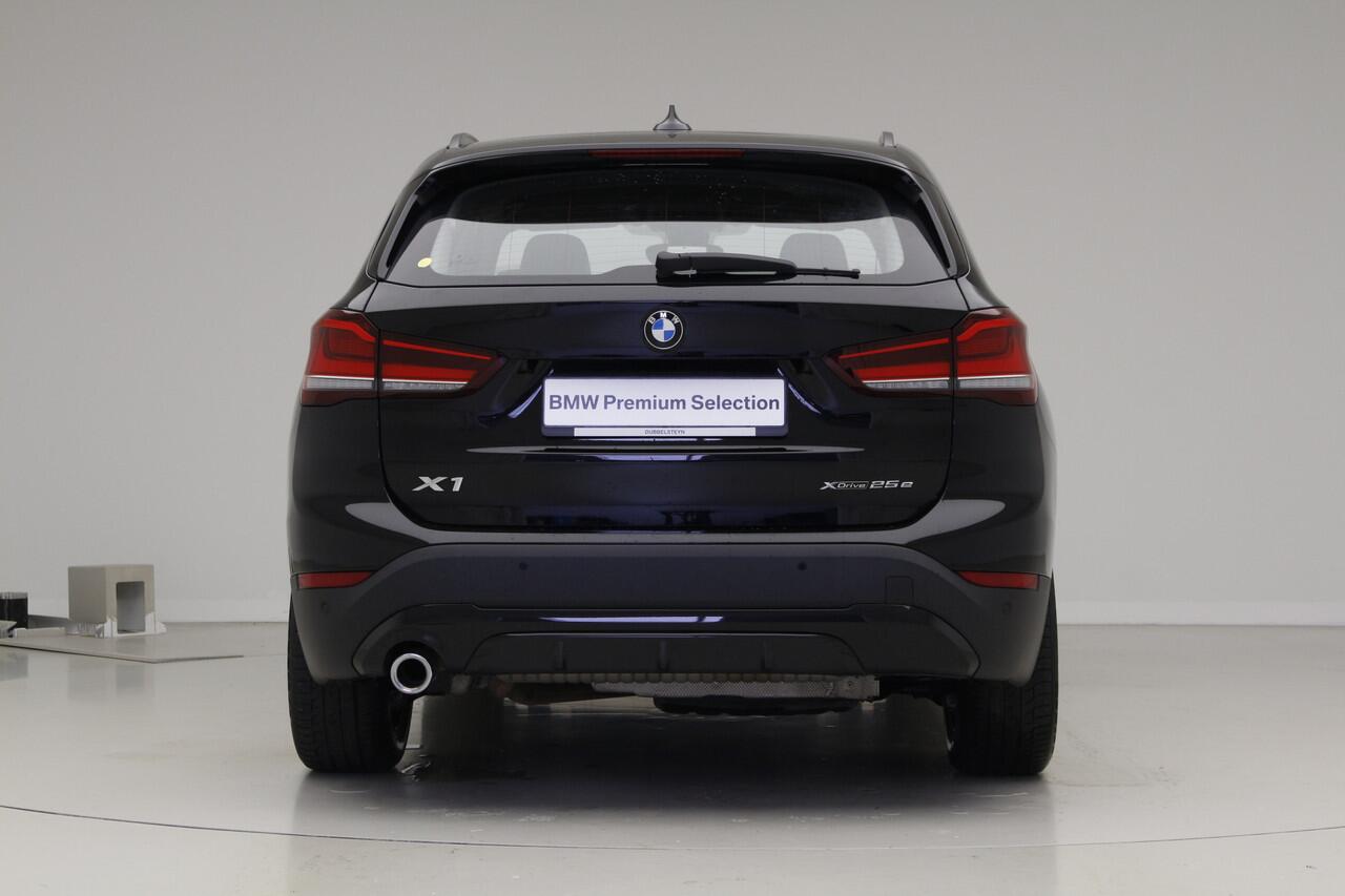 BMW X1 xDrive25e Sportline | Hifi | Head-Up | Stoelverwarming | 2 jaar BMW Garantie