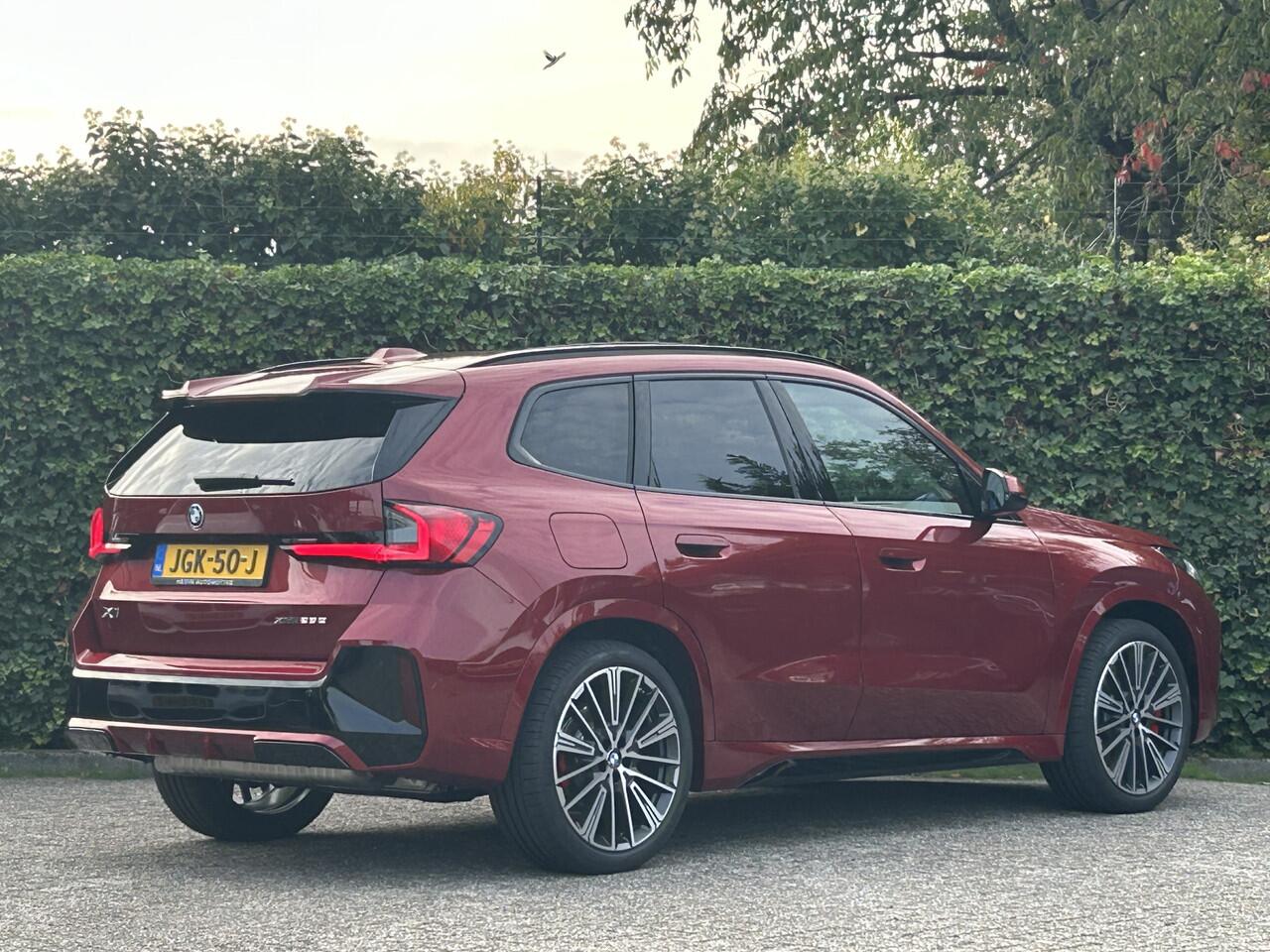 BMW X1 xDrive25e | M-Sport Pro | 20'' | Panorama | Harman/Kardon | Camera