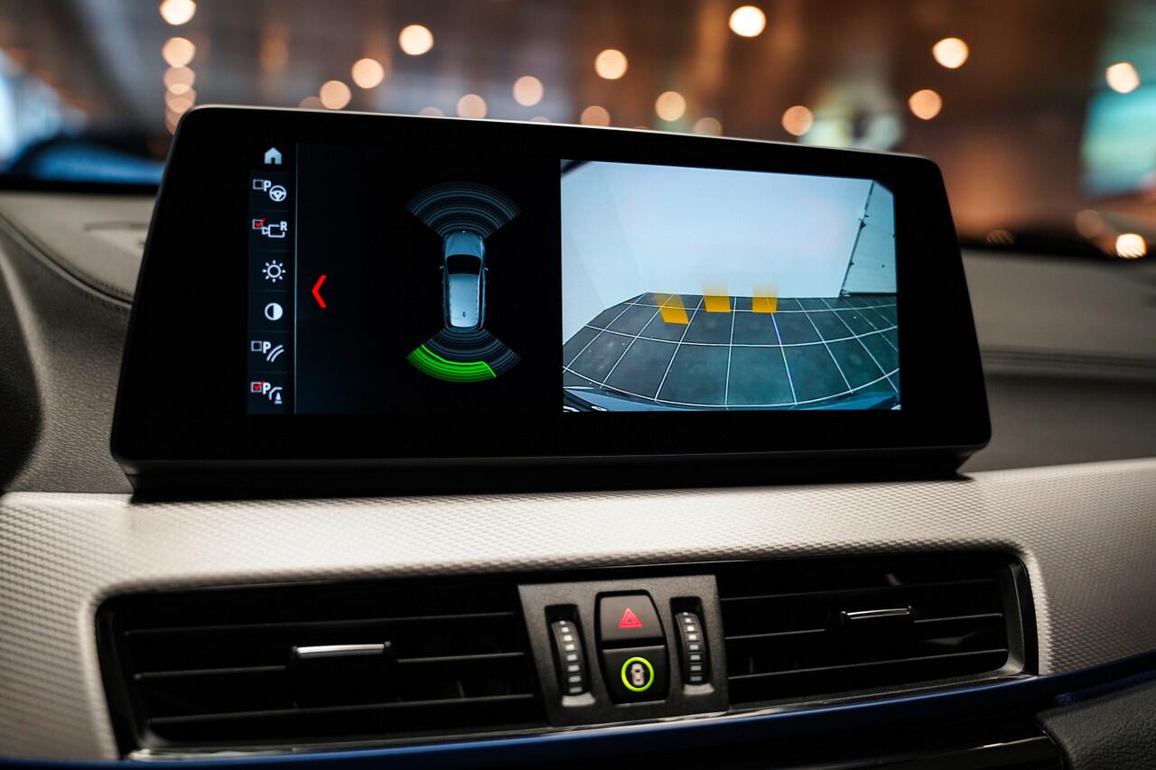 BMW X1 xDrive25e M Sport|Pano dak|Head up|Trekhaak|19 inch