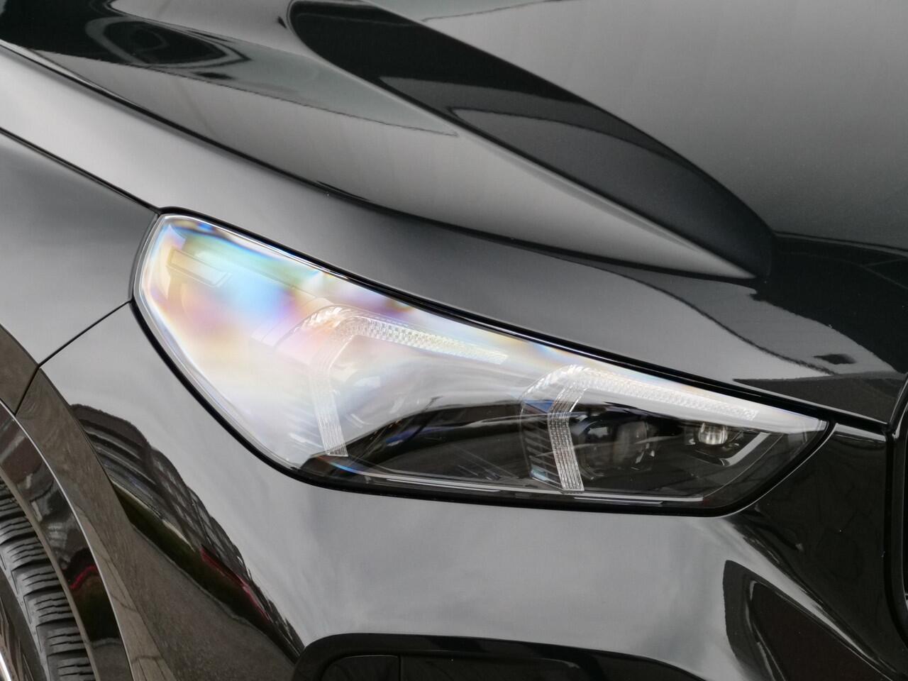 BMW X1 xDrive25e M Sport pakket Pro 245 Pk Automaat Schuifdak / Winterpakket / Harman Kardon