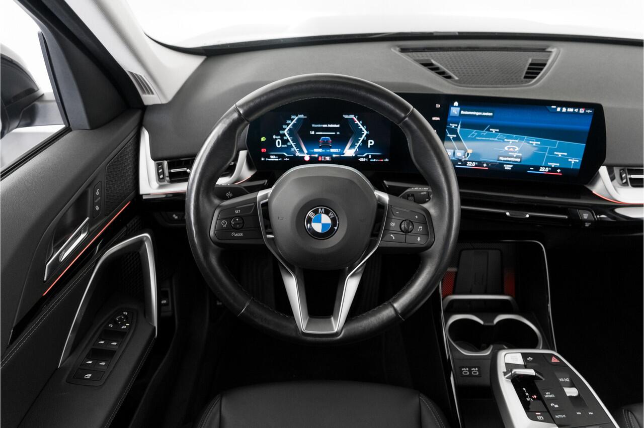 BMW X1 sDrive18i Nw model Leder Camera Sfeerverlichting