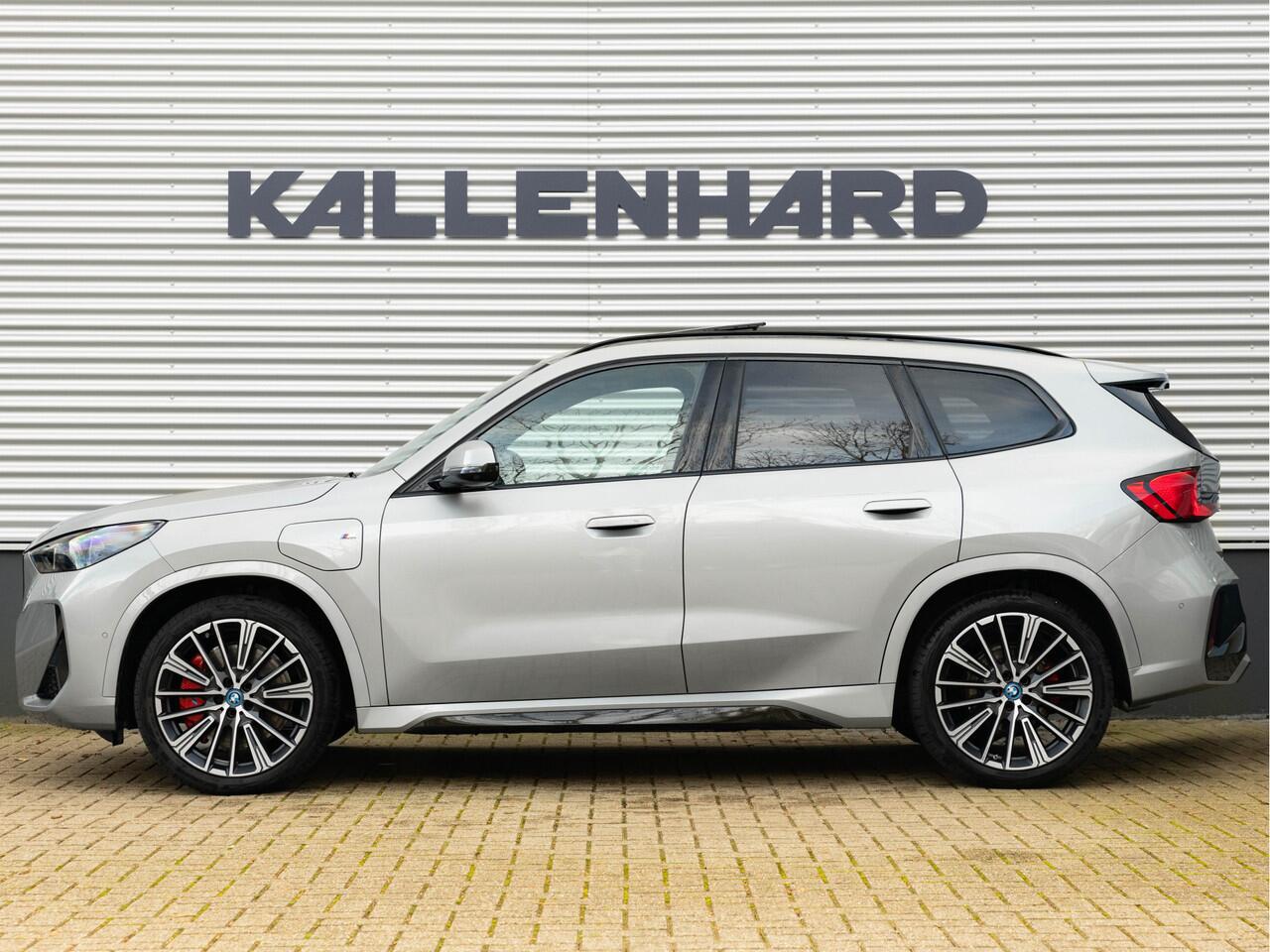 BMW X1 xDrive30e M-Sport Pro - Pano - Trekhaak - Driving Ass Prof - Harman Kardon