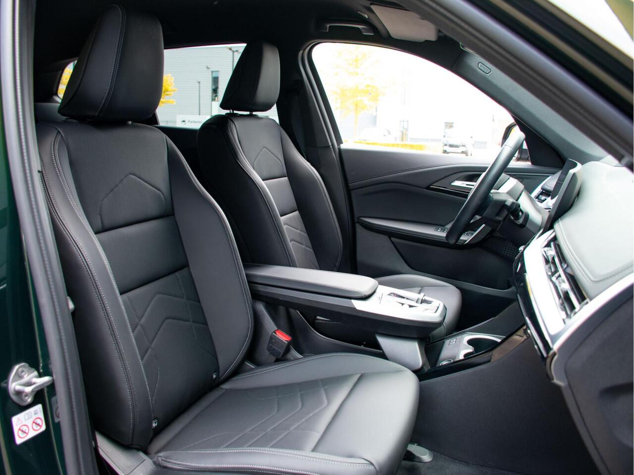 BMW X1 xDrive25e High Executive Trekhaak l Adapt. LED l Head-Up l Stoelverwarming l Head-Up l Elek. Stoelen l Verwarmd stuurwiel l 360 Camera