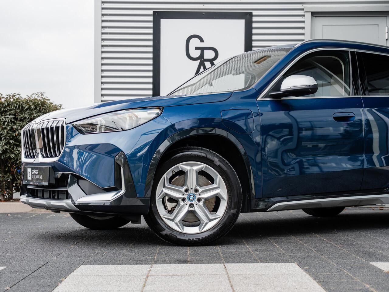 BMW X1 xDrive30e | Innovation pack | Driving Assistant Profesional | Trekhaak