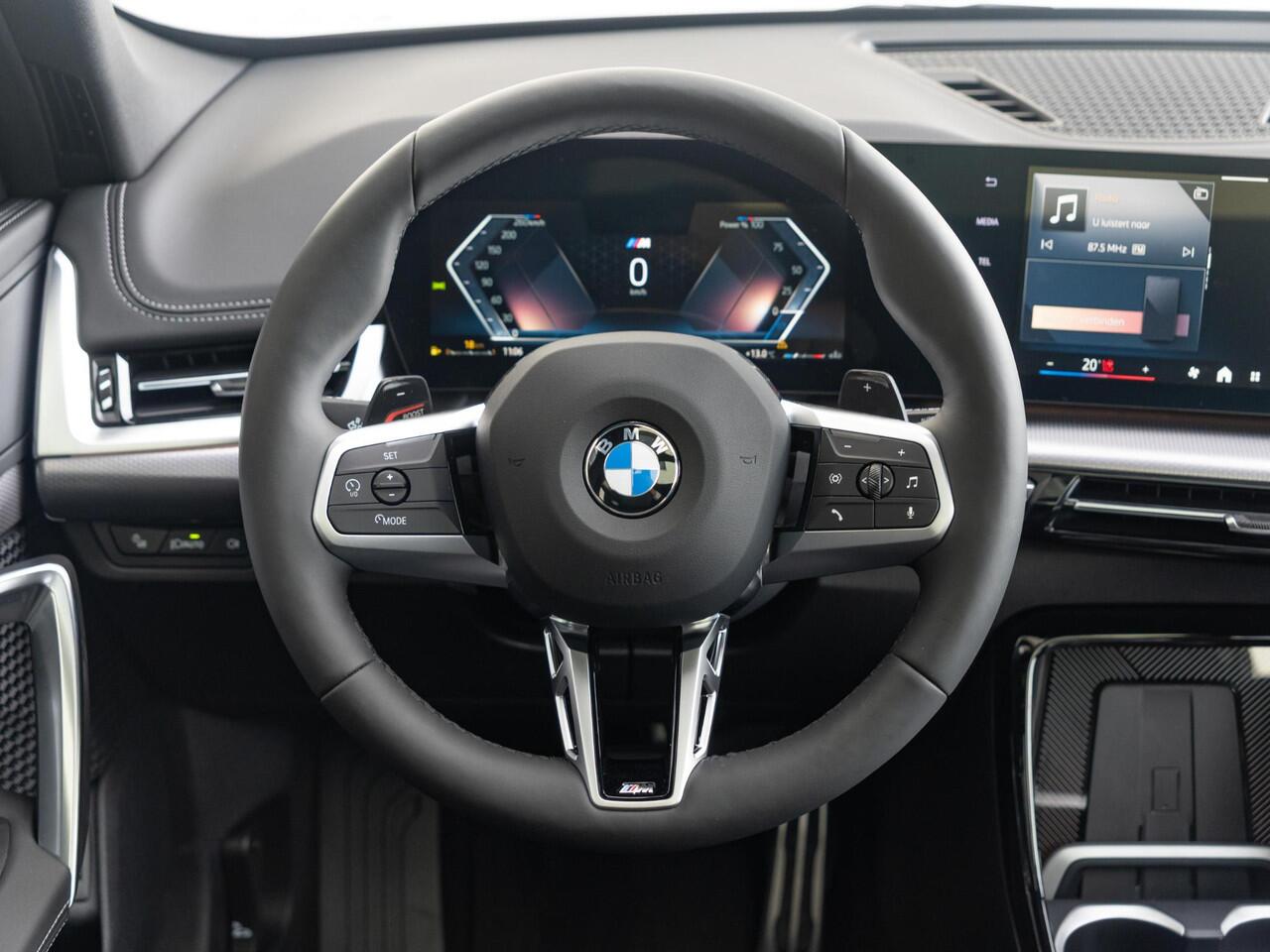 BMW X1 sDrive18i | M Sportpakket Pro | Premium Pack | Travel Pack