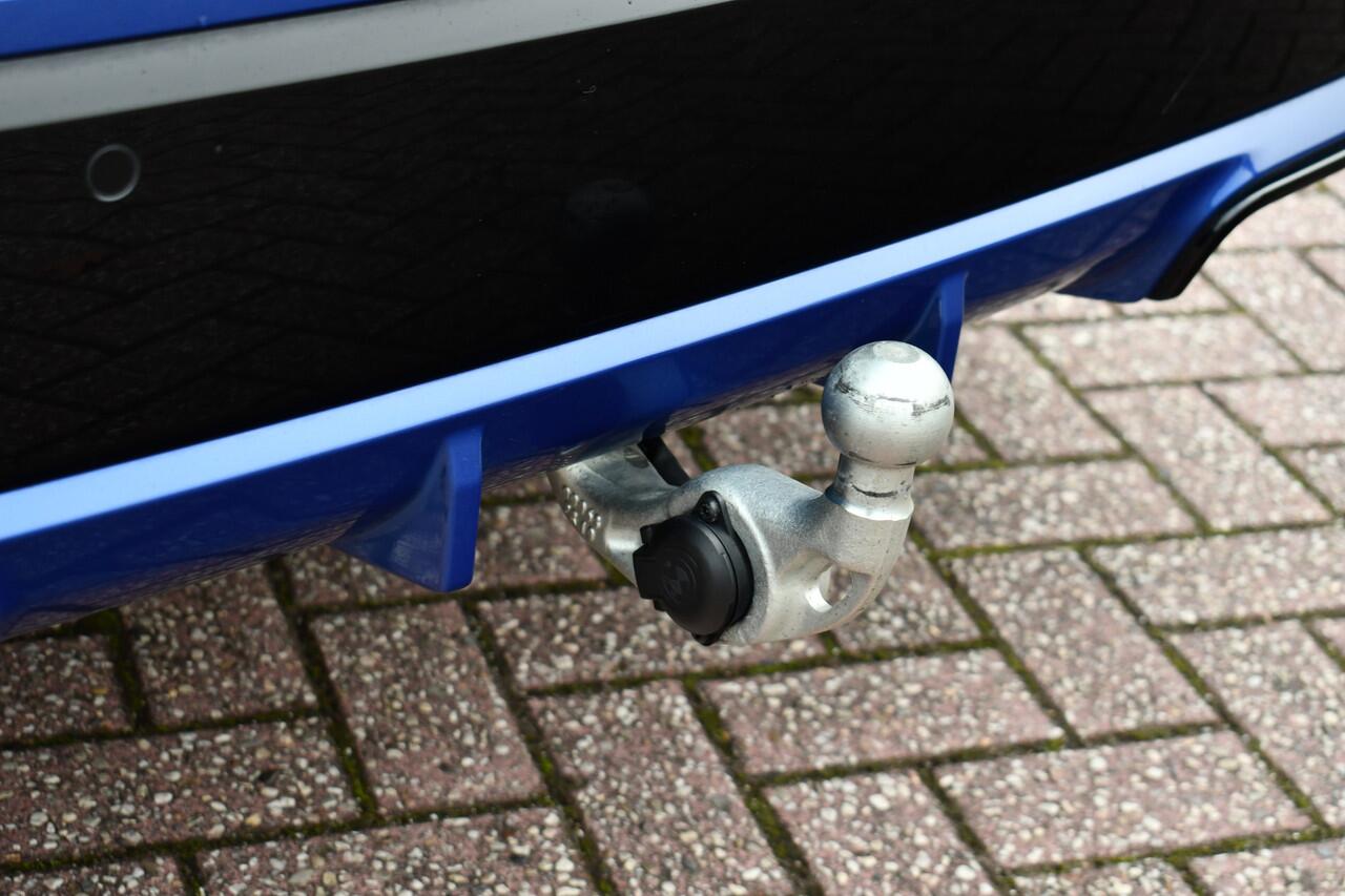 BMW X1 xDrive30e M-Sport Pano ACC Trekh HUD H/K 360-cam El-zetels