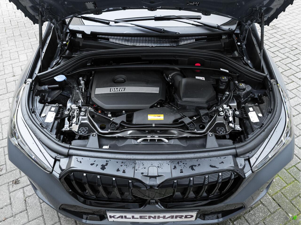 BMW X1 xDrive30e M-Sport Pro - M-Zetels - Full-Option - NP76.000