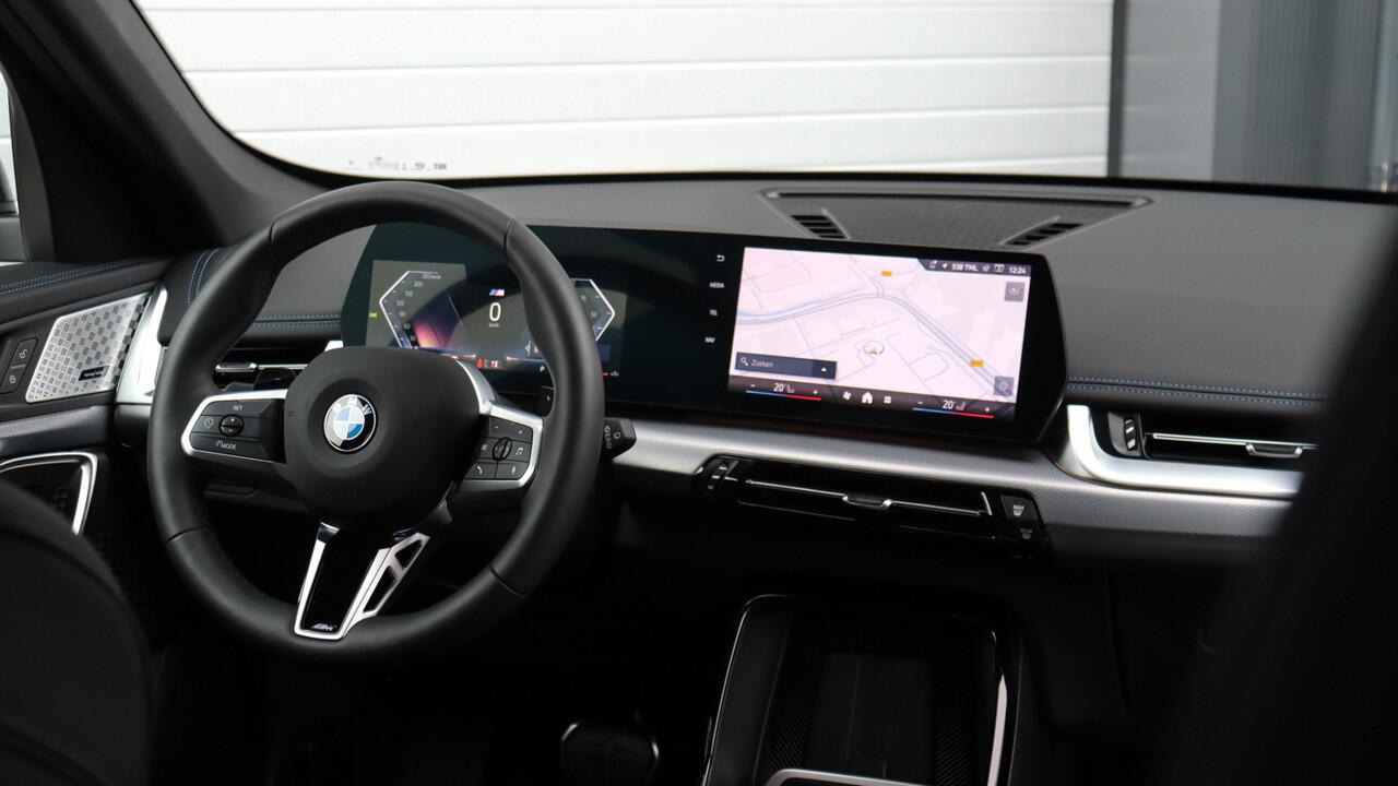 BMW X1 sDrive18i M-Sport | Harman/Kardon | Panoramadak | Trekhaak | Comfort Access