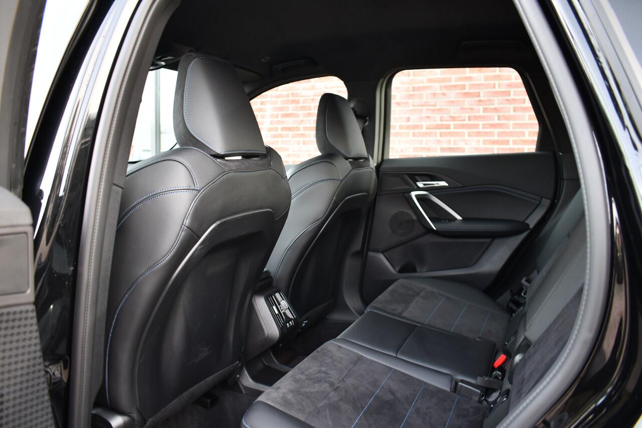 BMW X1 sDrive18i M-Sport Camera ACC-voorber Shadowline Adp-onderstel