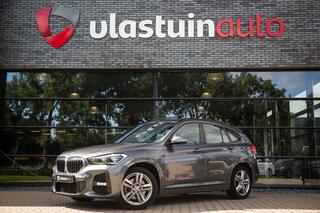 bmw-x1-xdrive25e-executive-,-glazen