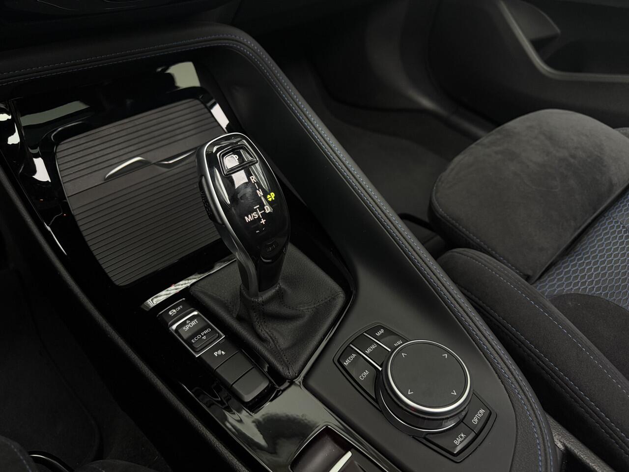 BMW X1 sDrive20i Executive M-SPORT M-SPORT,PANO,NAV/CAM,