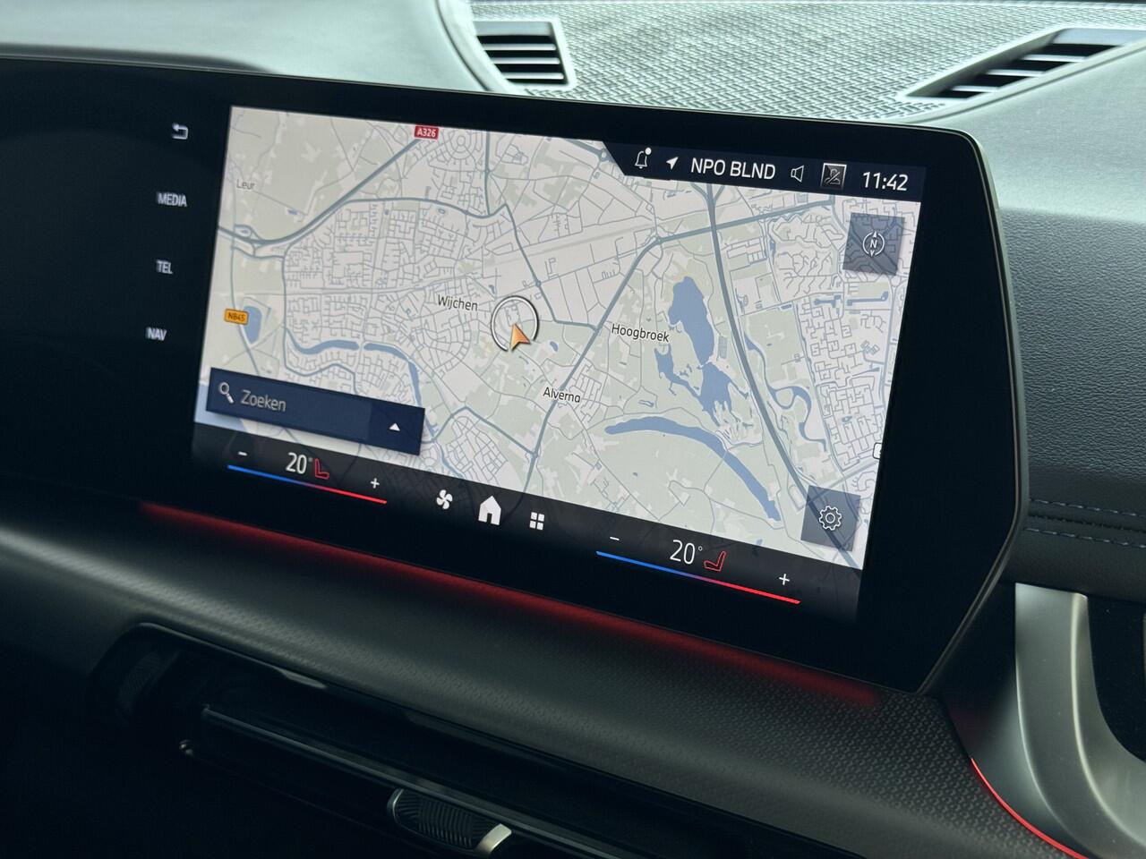 BMW X1 XDRIVE 25E M-SPORT LED ELEK.KLEP NAVI STOELVERW M-SHADOW LINE CARPLAY/ANDROID ZWARTE.HEMEL PHEV PLUG IN HYBRID AWD 4X4 4WD