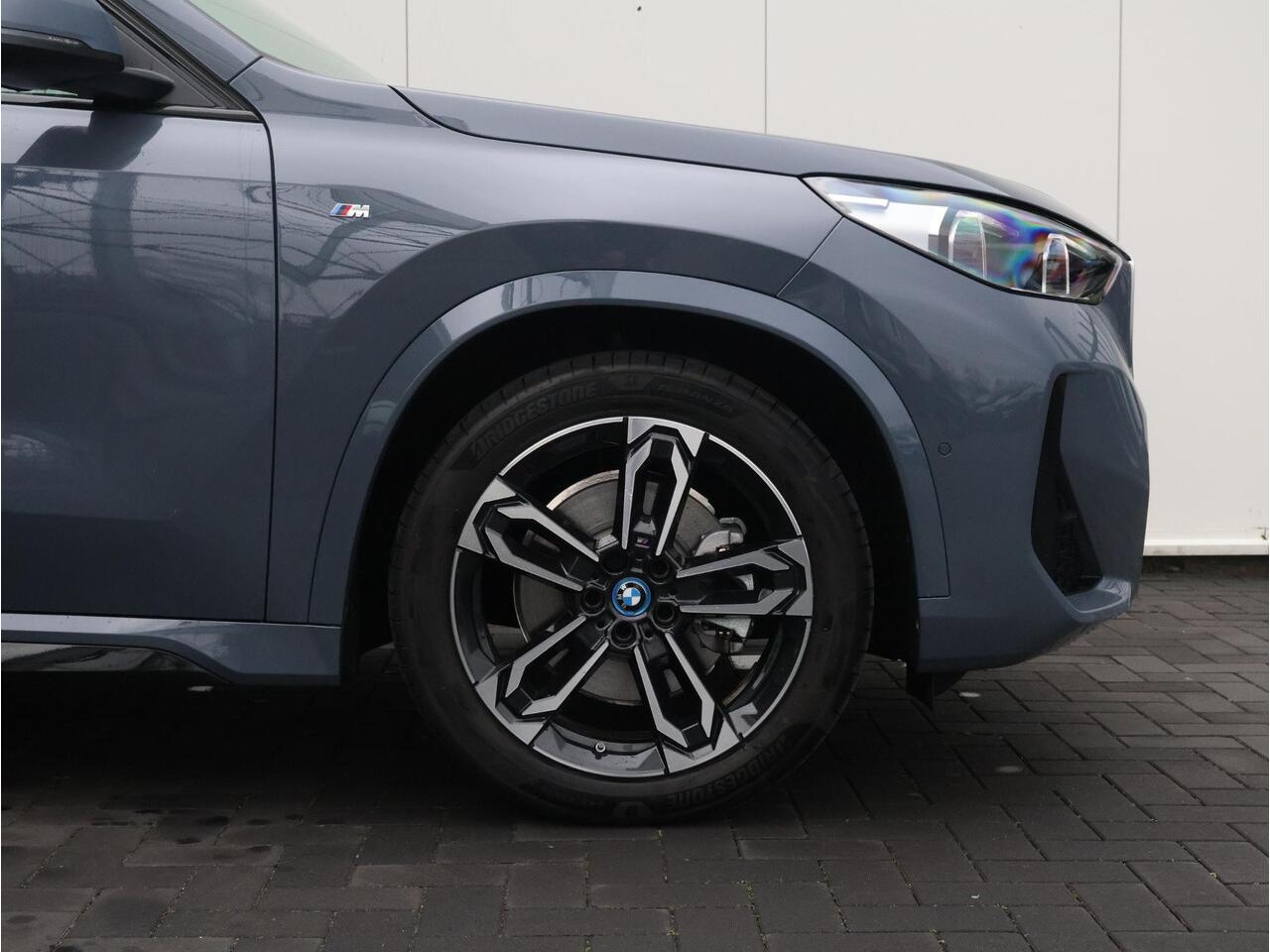 BMW X1 xDrive25e M Sportpakket Pano - Elektrische Trekhaak - Stoelverwarming - Harman/Kardon
