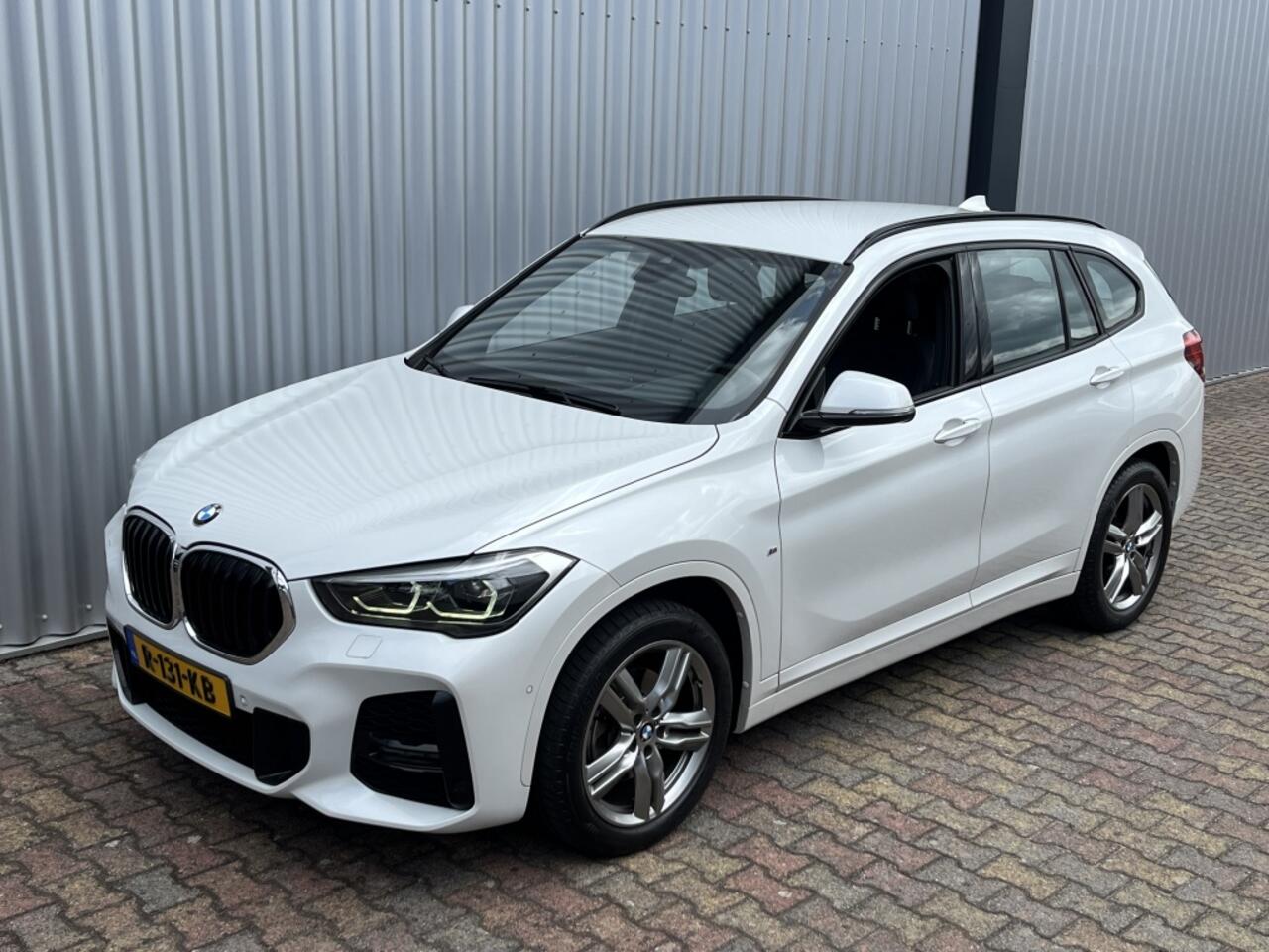 BMW X1 sDrive18i High Executive | M-Sport Pakket