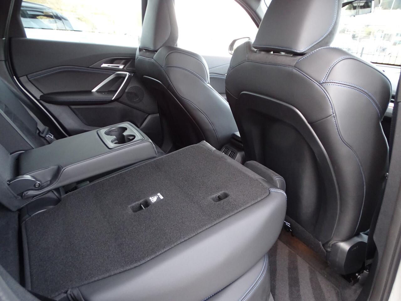 BMW X1 xDrive25e M Sportpakket Premium-Pack Ada.Led Keyless-entry Luxury-Dash 18''LM Velgen