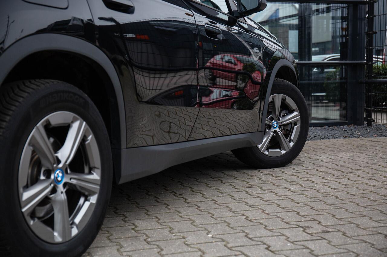 BMW X1 xDrive25e Nieuw model , Achterruitrijcamera, Elek. achterklep,