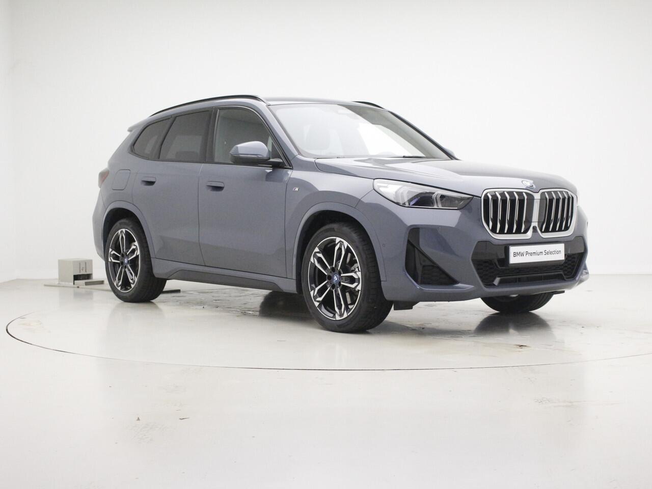 BMW X1 xDrive30e M-Sport | Trekhaak | Harman Kardon | CoPilot | Head-Up Display | Actief stoelen |