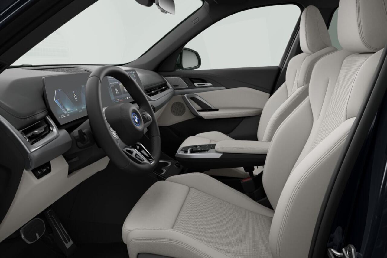 BMW X1 xDrive25e | M Sport Pro | Premium Pack | Comfort Pack | Travel Pack | Trekhaak