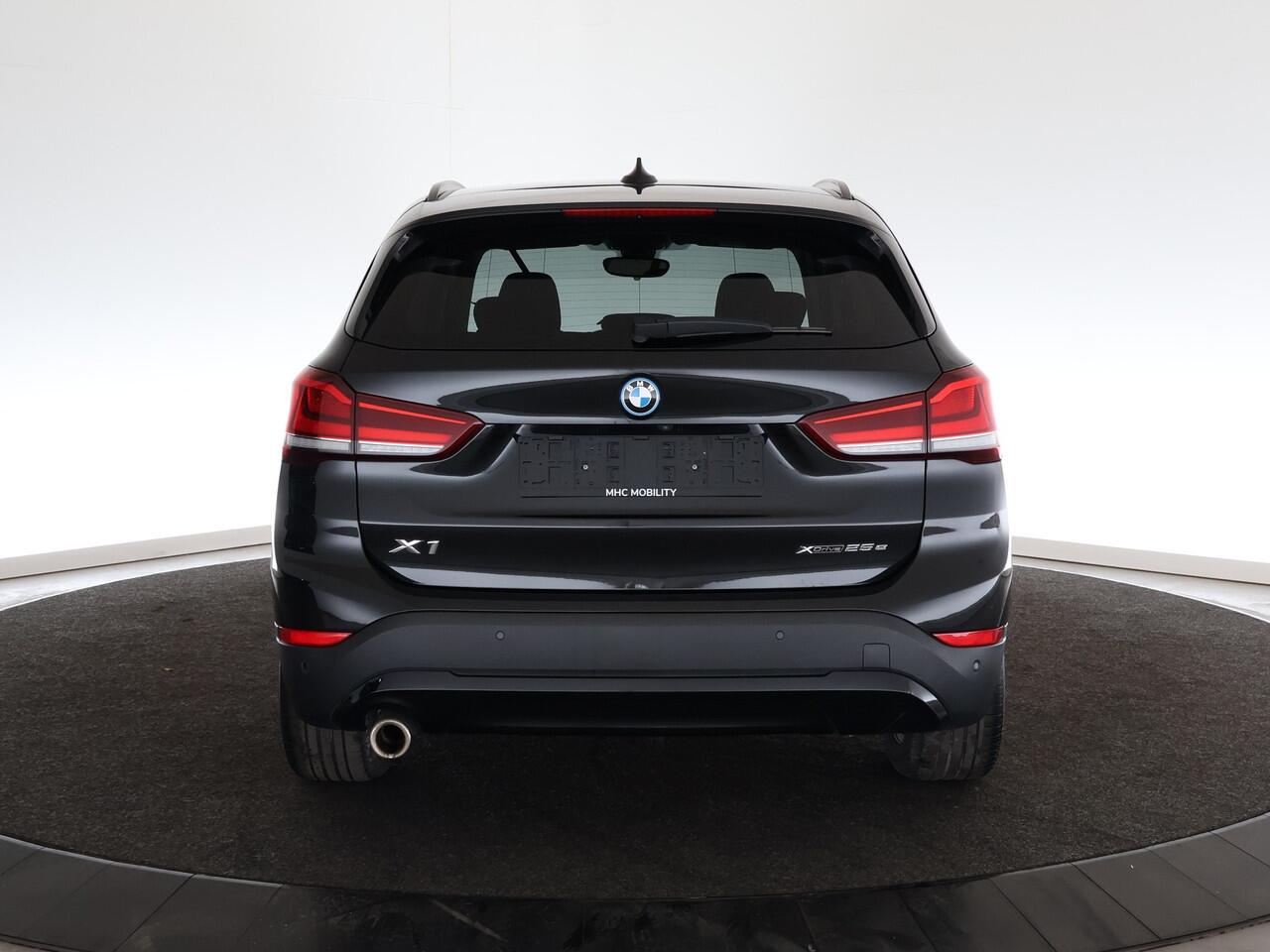 BMW X1 xDrive25e | Cruise | Camera | Navi |* 27 t/m 31 dec eindejaarsshow!!