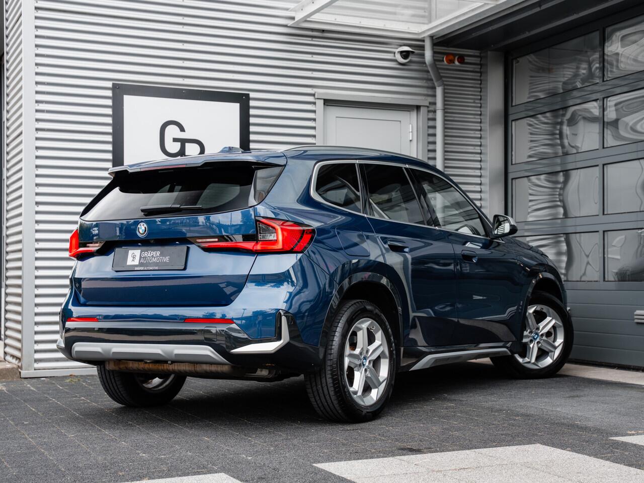 BMW X1 xDrive30e | Innovation pack | Driving Assistant Profesional | Trekhaak