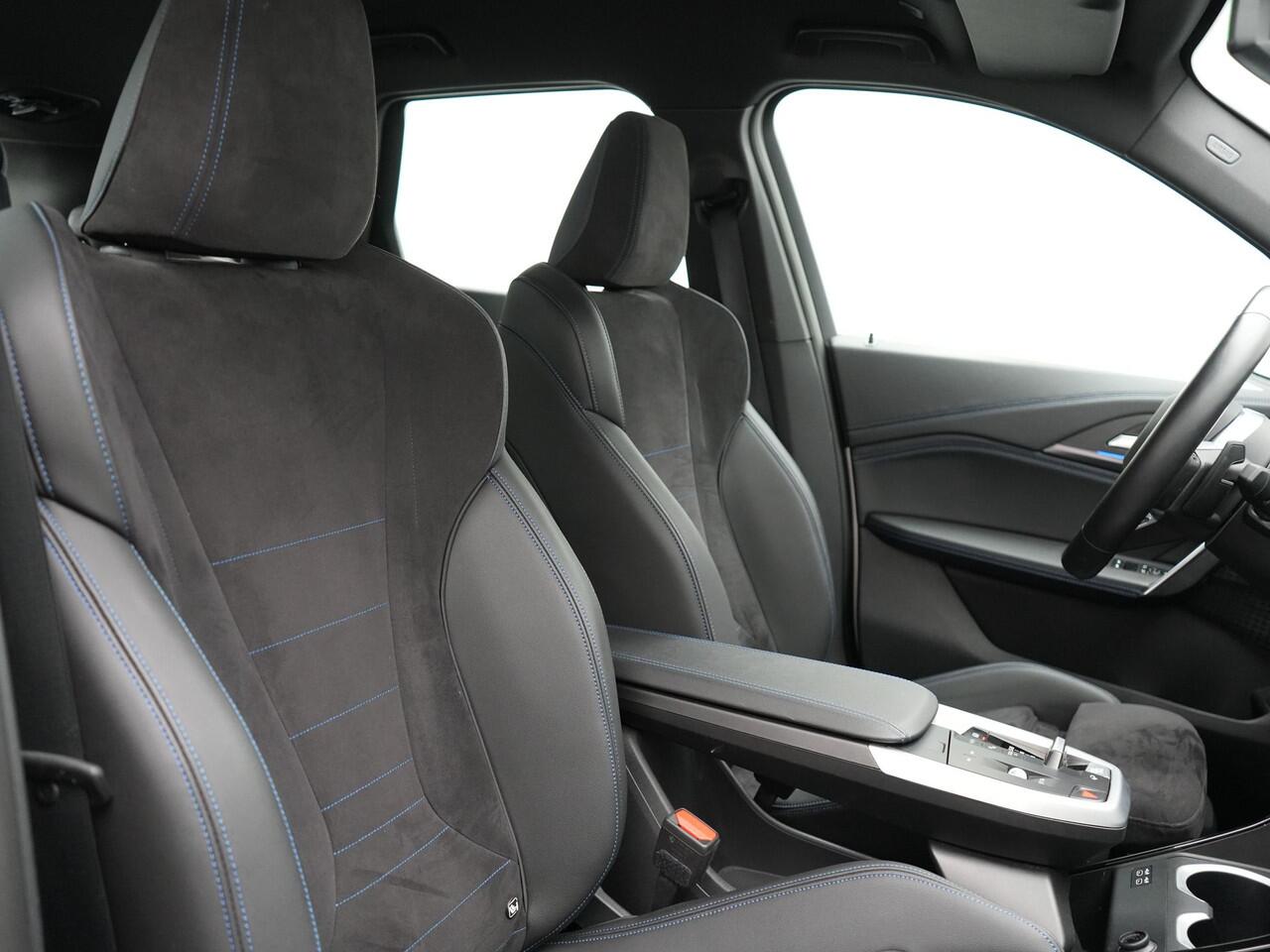 BMW X1 xDrive30e M-sport Plug in Hybrid 327pk PHEV | Adaptive Cruise | Head-up Display | 360 Camera | Carplay | Stoelen Verwarmd | Sfeerverlichting |