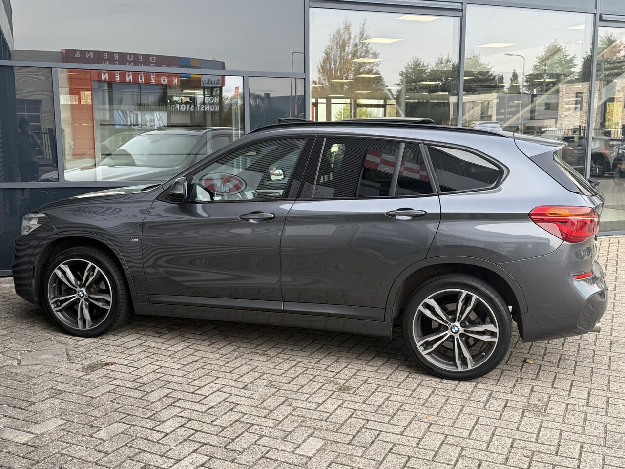 BMW X1 sDrive20i Executive M-SPORT M-SPORT,PANO,NAV/CAM,