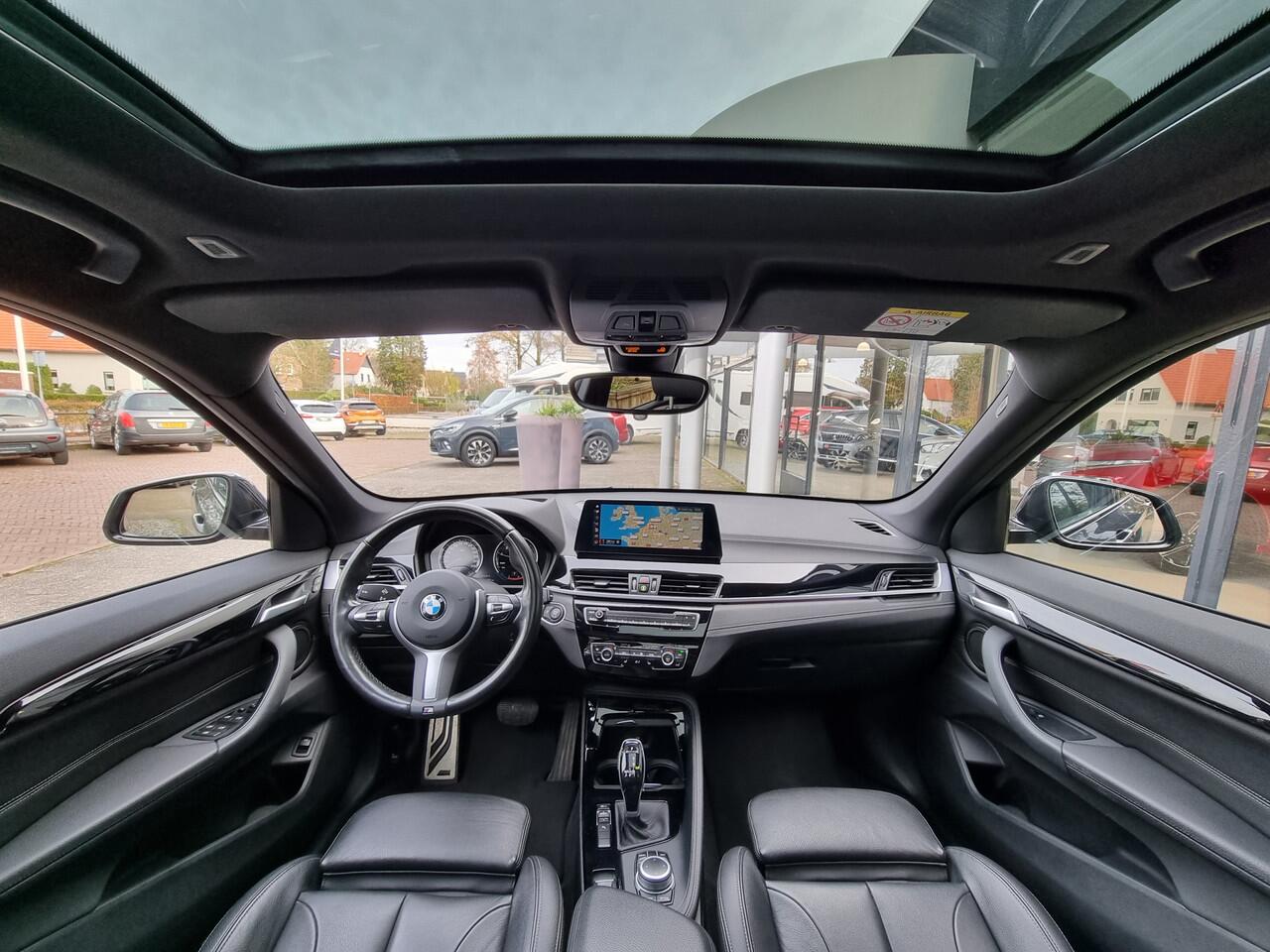 BMW X1 Automaat | High Executive | M-Sport | Pano | HUD | Leder | Dealerauto | Topstaat!