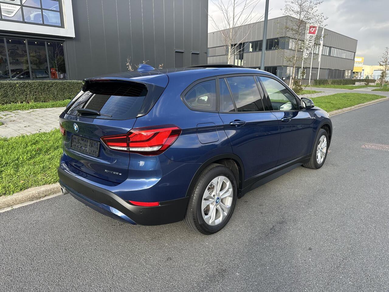 BMW X1 xDrive25e Executive Pano, Elek stoelverstelling, Trekhaak