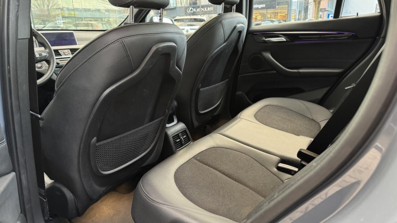 BMW X1 xDrive25e High Exec. | M-Sport | Pano | Navi | Camera