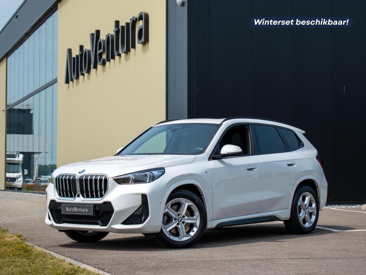 BMW X1 sDrive20i Steptronic M-Sport | Trekhaak Elektrisch | Elektrische stoelen | Adap. LED | Harman Kardon | Schuif-kantel Pano | 360° Camera |