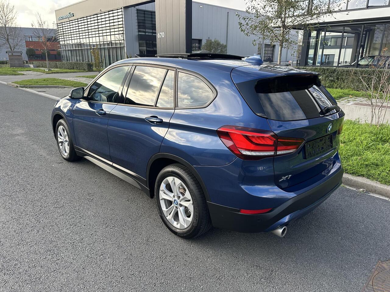 BMW X1 xDrive25e Executive Pano, Elek stoelverstelling, Trekhaak